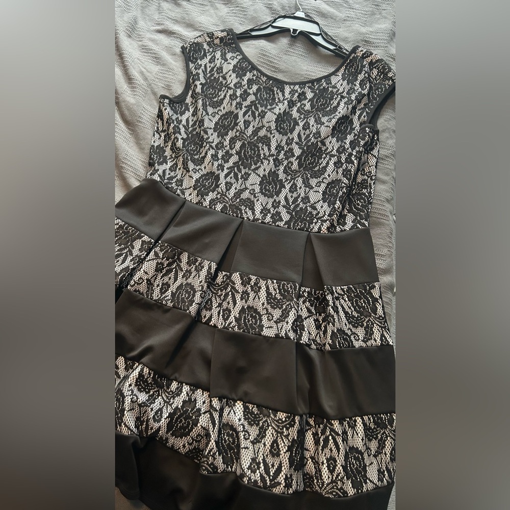 Tiana B party dress in size 14